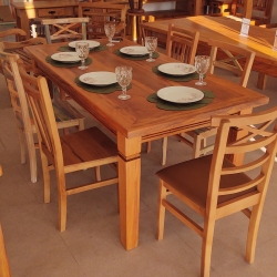 Mesa de Jantar em Madeira de Demolio Peroba Rosa de 1,80 x 0,9m P Quadrado comporta at 8 Pessoas